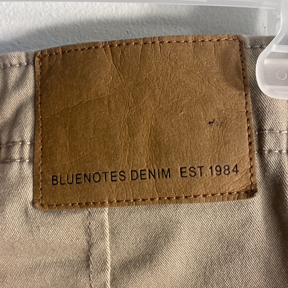 Could fit womens medium - Picture 3 of 4